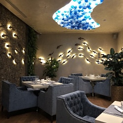 Декор стен в форме рыбок  
